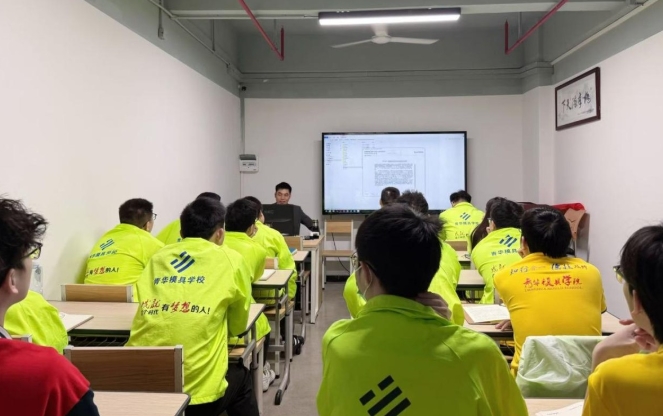 为什么越来越多年轻人，开始重新进入制造业？