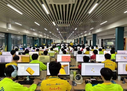 喜报｜入职航空航天企业！五轴编程学员实习7000，缴纳五险一金