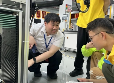 大学毕业后，别急着把自己交给现实，先把自己交给成长