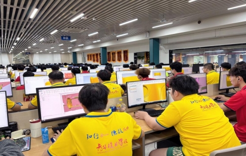 零基础学多轴编程，何同学喜获优质 offer