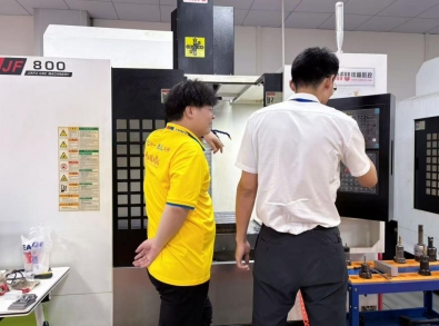 喜启新岗｜五轴编程学员顺利入职，12000元开启技术新征程