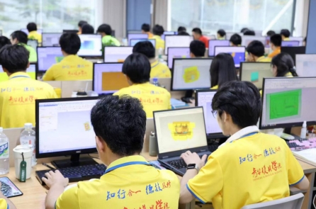 模具学徒三年 vs 培训几个月，哪条路走得更快