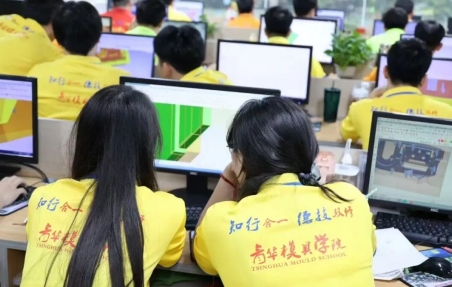大学毕业，最不能随便的，就是职业方向