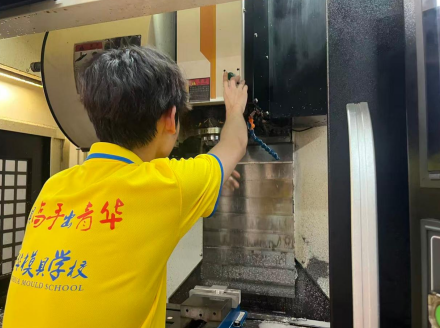学数控编程，动手实操才是硬道理