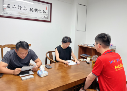 校园招聘现场｜企业入校直招！搭建就业直通桥，让优质岗位主动找上门