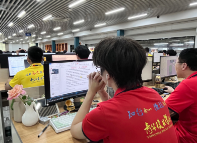 中专零基础逆袭！湖南贺同学学成三四五轴编程，顺利上岗